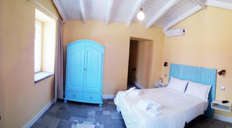 Bed and Breakfast Casale Diletta Castiadas Zewnętrze zdjęcie