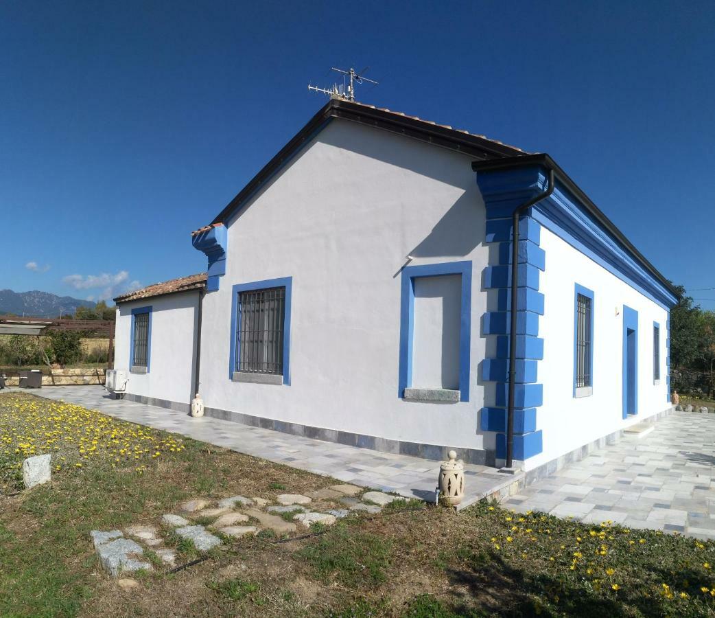 Bed and Breakfast Casale Diletta Castiadas Zewnętrze zdjęcie